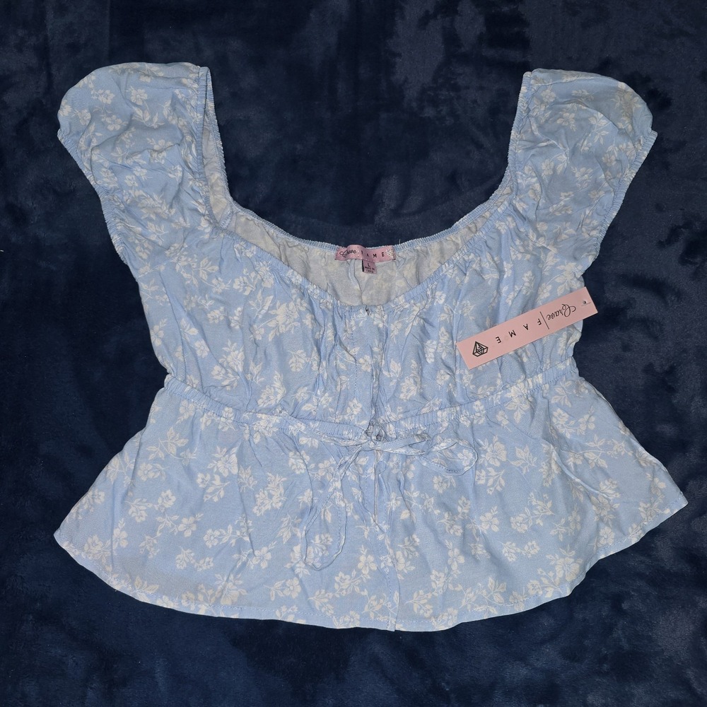 NWT Crave Fame Juniors Blue Floral Top Size Large New!